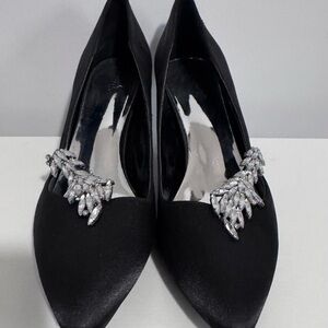 Annie Black Satin pumps with Silver Embellishments, Size 10 Dress Party Shoes